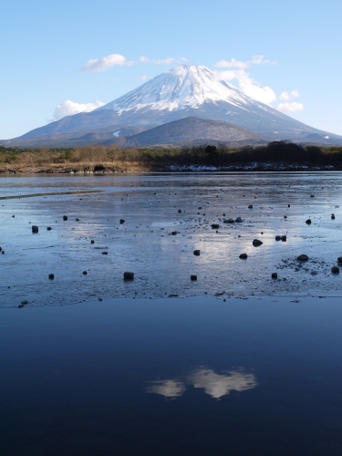 精進湖の富士山の写真4