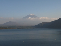 本栖湖の富士山のサムネイル写真3