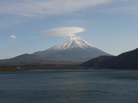 本栖湖の富士山のサムネイル写真13