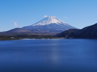 本栖湖の富士山のサムネイル写真18