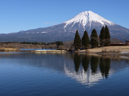 田貫湖の富士山の写真25