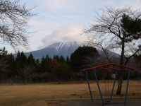 もちや遊園地の富士山のサムネイル写真7
