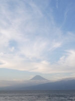 西伊豆歩道大瀬崎コースの富士山のサムネイル写真1