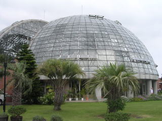 Yume-no-shima Tropical Greenhouse Dome