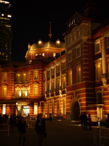 東京駅（丸の内口）の夜景3