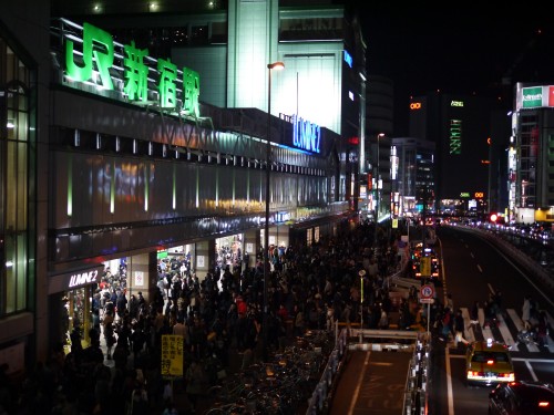 新宿駅（南口）の夜景4
