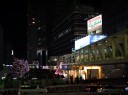 新宿駅（南口）の夜景の写真（サムネイル）3