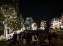 新宿駅（南口）の夜景の写真（サムネイル）12