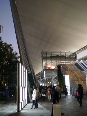 東京駅丸の内口のイルミネーションの写真4